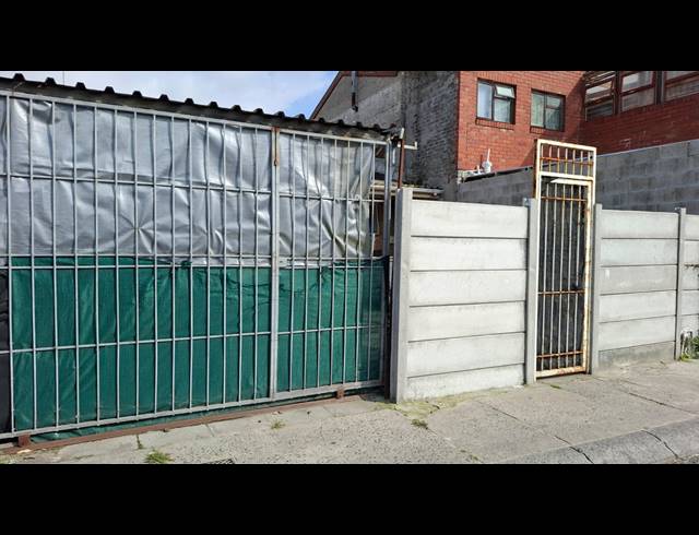 2 BEDROOM HOUSE FOR SALE IN LENTEGEUR